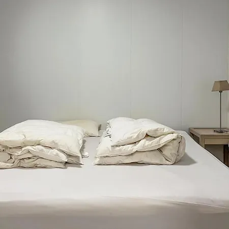 펜션 4 Bedroom Stunning In Tjrhom